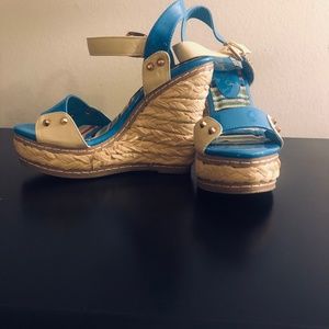 2 Lips Too Espadrille Wedge Sandals Size 9 Brand New